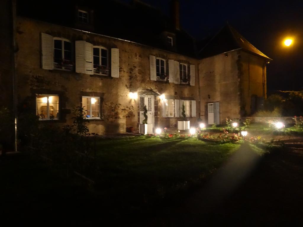La Bromontoise Chambres D'Hotes Pontgibaud Eksteriør bilde
