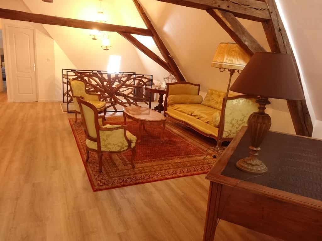 La Bromontoise Chambres D'Hotes Pontgibaud Eksteriør bilde