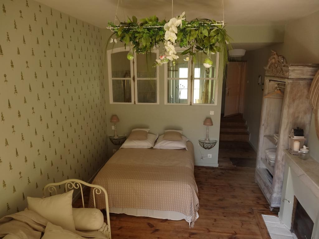 La Bromontoise Chambres D'Hotes Pontgibaud Eksteriør bilde